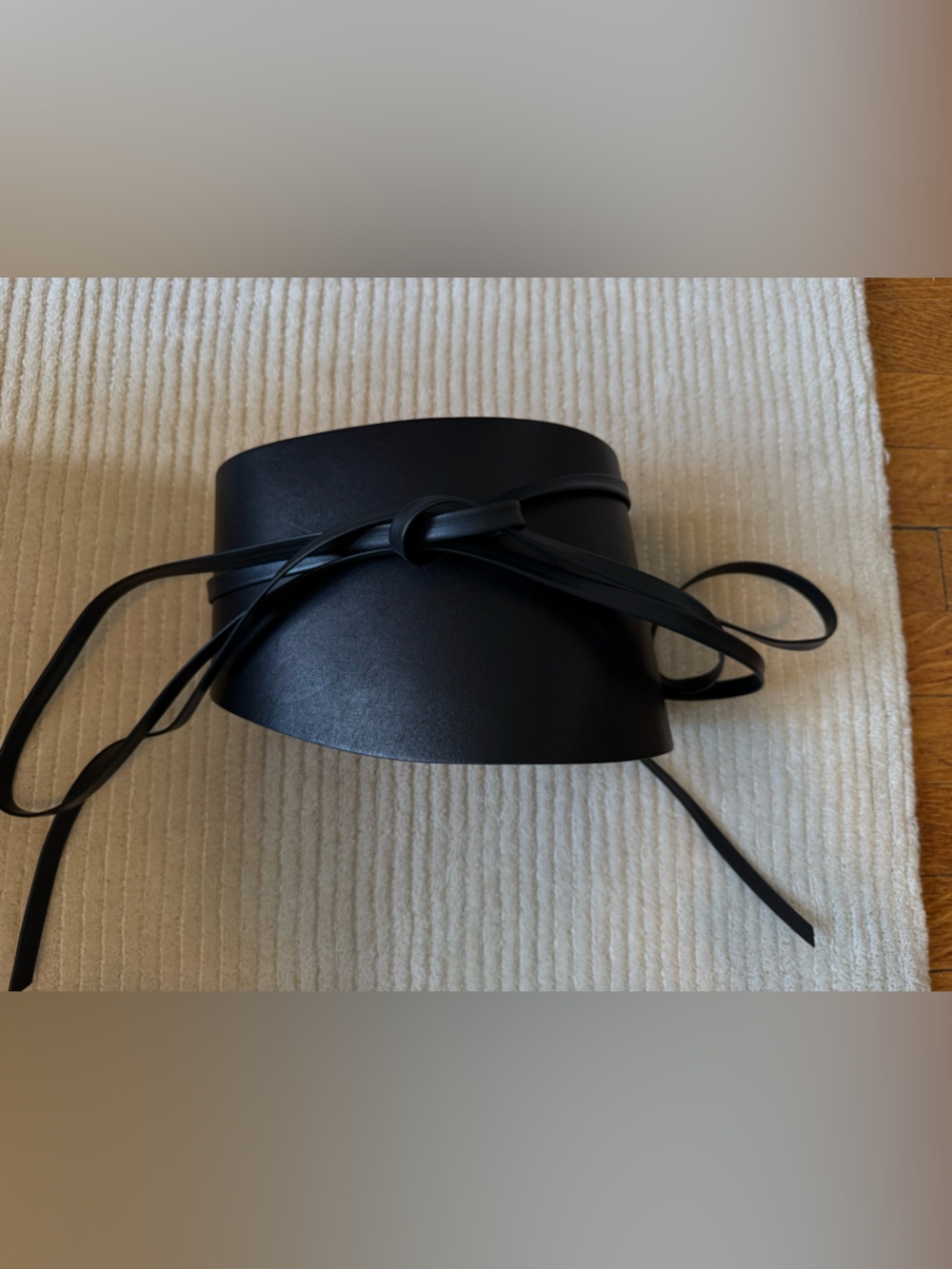 Déhanché black waist belt